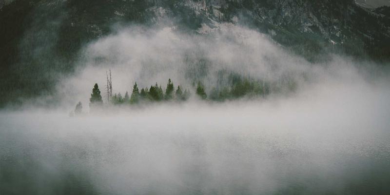 极限挑战：深海、极地与太空探索中的特种科学仪器设计与技术突破