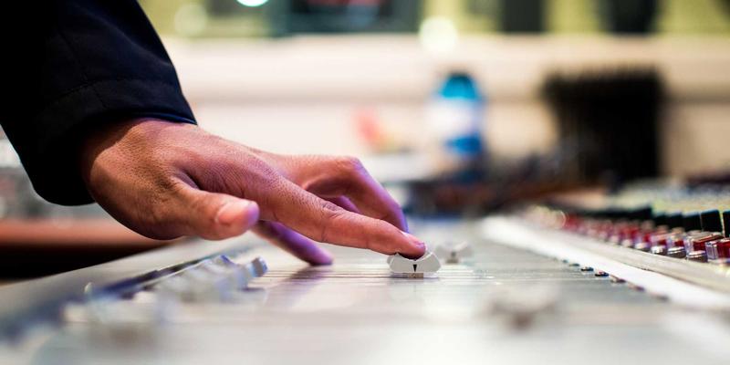 破局“卡脖子”:科学仪器核心零部件国产替代图谱,聚焦激光器、传感器与光学元件新机遇